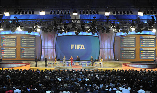图:2010世界杯决赛分组抽签结果揭晓