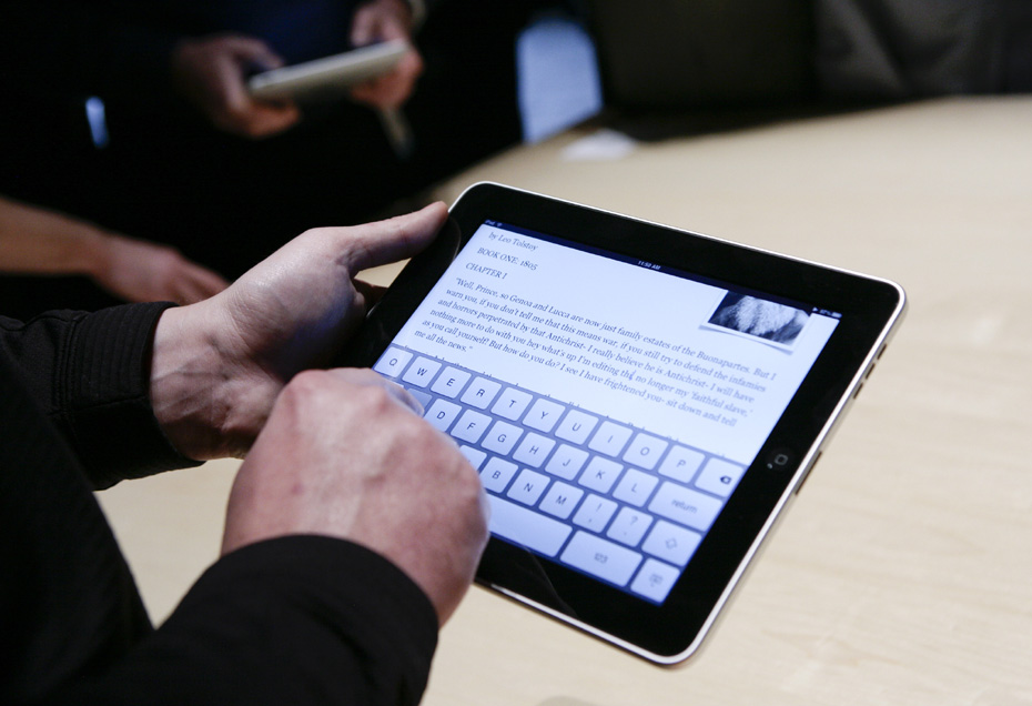 中新网高清图-苹果发布平板电脑iPad