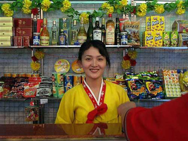 图片频道-图集:揭秘朝鲜女性的职业装