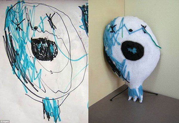 图片频道-女子把儿童涂鸦做成超萌布偶