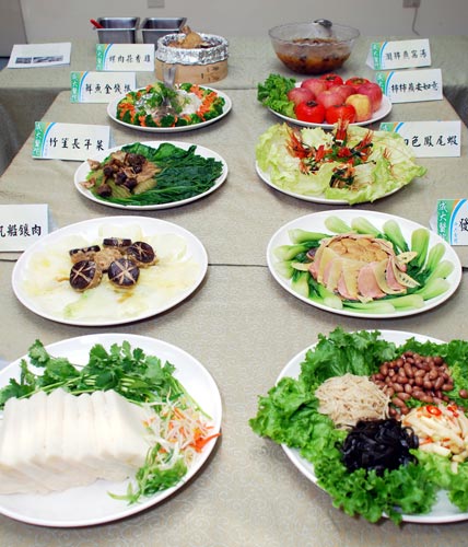 图:台湾成大医院推出健康年夜菜