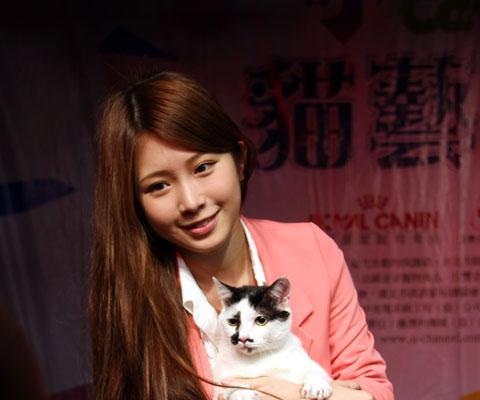 台湾 鸡排妹图片