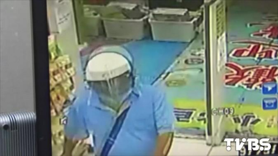 店家遭抢劫报警警方33分钟后才到解释称“忙”