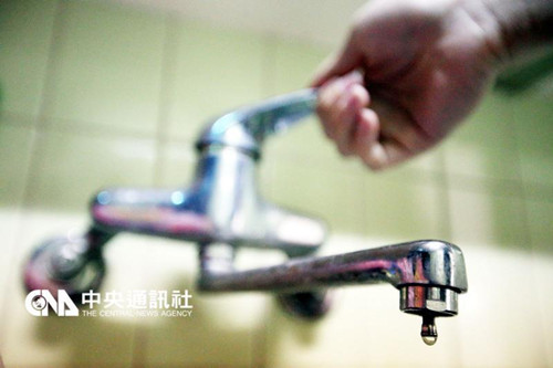 台湾新竹净水场水管破裂9万多户停水受影响