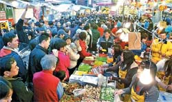 台湾年节所需干货急遽涨价 零售商吓到不敢进货
