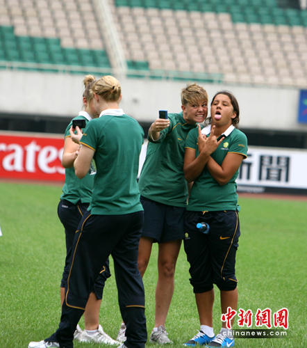 2010女足亚洲杯赛19日在成都开战(组图)(3)