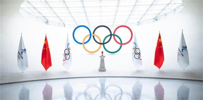 為何冬奧會比賽期間懸掛的會旗是代用品？