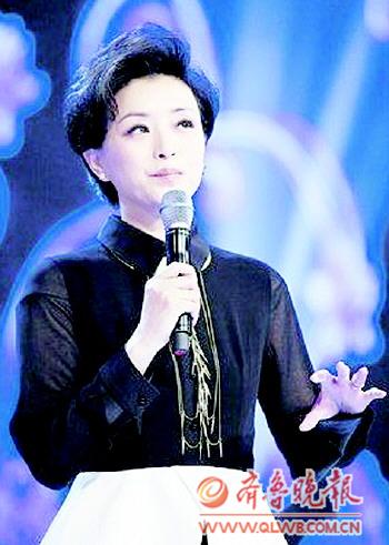 女幼师跳钢管舞图片