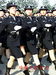 中国更换新式警服