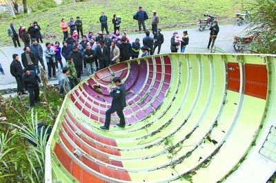 卫星火箭残骸坠落鄂西北山区 已被原地保护(图)