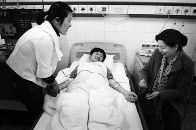 ���գ����ĳ����ڲ����ϣ�����������ʦ��һ����飬������������ѪҺ��������Ѫ��ϸ������������ ���Ƿ� ��