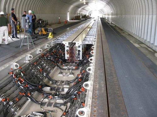 外媒:中国研发航母电磁弹射系统面临挑战