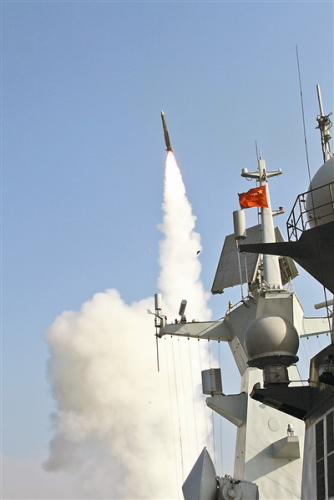 海军新型舰空导弹形成战斗力 海空利刃多箭齐发