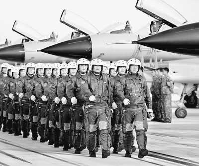 蓝天骄子。谭超摄 蓝天骄子。谭超摄