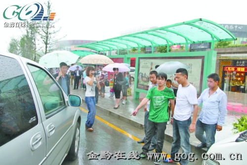 ָ�Ϸ����ֳ�