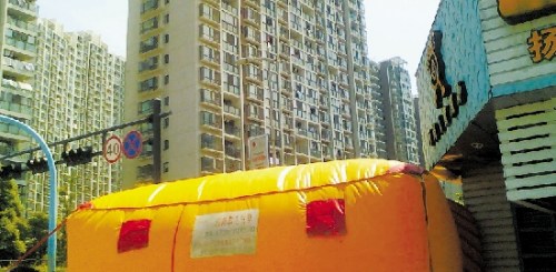 ������Ա�ڸ�¥���̺��������Ӫ�ȡ�����С���ṩ