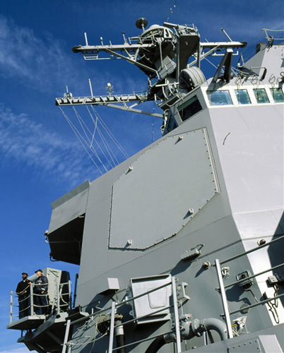 AN/SPY-1D(V)相控阵雷达(资料图) AN/SPY-1D(V)相控阵雷达(资料图)