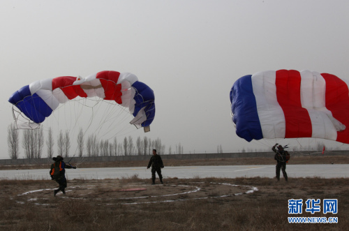 �������ʱ������Ȧ�ӷǳ������ס� ��ռ�� �� 