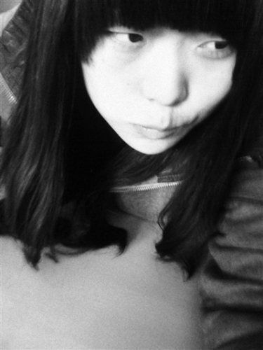 19��ļ������ڸ������д������侲���������裬�Ǹ���ԡ�