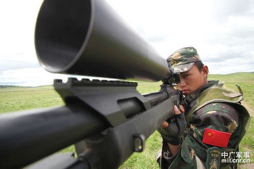 直击国际狙击比赛的中国特种兵以绝对优势夺冠7