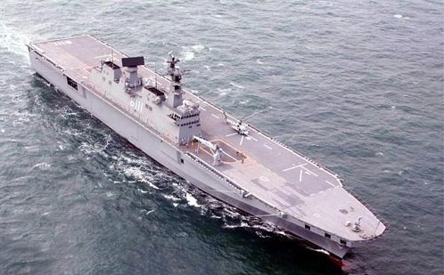 资料图:韩国独岛级登陆舰 资料图:韩国独岛级登陆舰