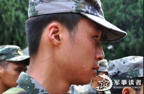 ѵ��ʱ����ˮ���ѹ����ٱ�������