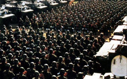 或许,有必要给日本一次教训。 或许,有必要给日本一次教训。