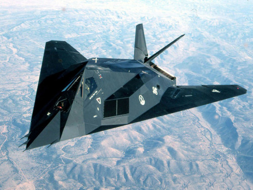 f-117a折戟科索沃:舱门打开瞬间突增雷达反射波