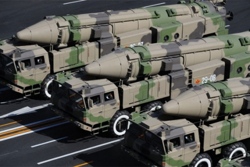 资料图:中国东风21弹道导弹 资料图:中国东风21弹道导弹