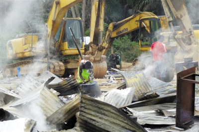  2012��10��11�գ����ɣ������������������������ɽ��˳�����ǰ���ڹ��ر�ִ����ĳ�����������ͼ