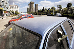 �׿ǳ���С���⣬ͣ����·�ߵĳ������������Ϸ��� �� ����ΰ