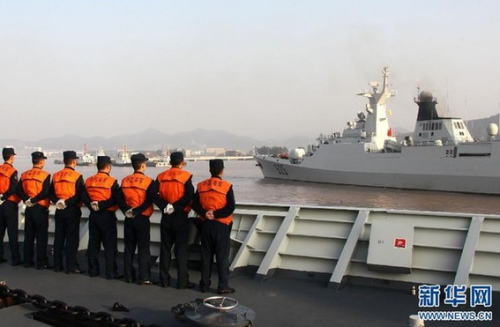 11��28�գ��й�������ͧ��ӷ���ͨ�����ź�Ͽ��������̫ƽ���򣬿�չ������ѵ�������ǽ�ͧ����(11��27����)���»��緢(��� ��)