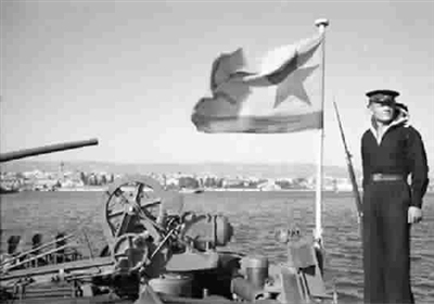 �ں����Ӻ��ձ��ͽ�ͧ���ӻ����˴������е¾��;������ʵĴ�ֻ