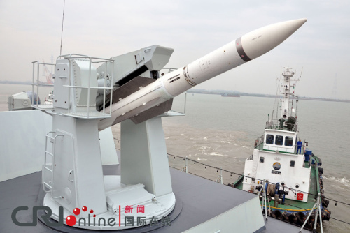 图为"广州舰"舰载对空导弹"施基利"亮相护航四周年开放日.