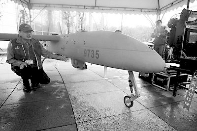 新闻中心 军事新闻  台湾中科院研制的无人机7日下午在太麻里基地起飞