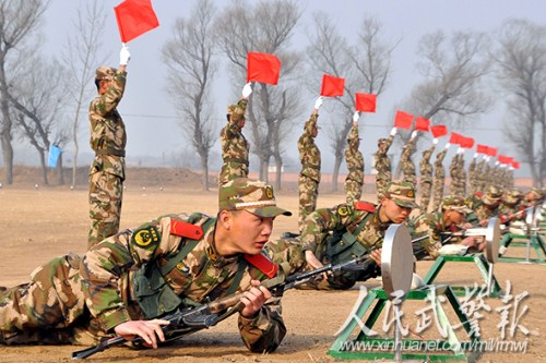 武警8634部队开展"冬季大练兵"磨砺意志(图)