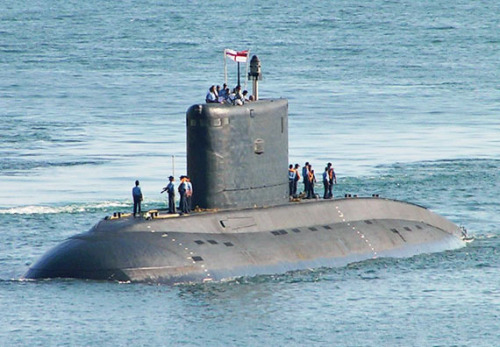 俄交付印度改装后"基洛"877ekm型潜艇(图)