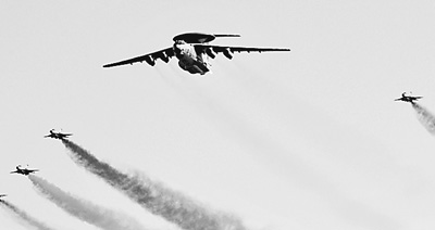 ��ͼΪ�վ�2000�����Ϸ��ɻ����ڹ���60�����ı������Ϸ��С� �����й����ӿƼ����Ź�˾��ͼ