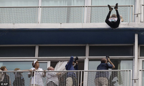 �ڶ���Ӱʦ���ο�Χ���޲��ص��������̡�