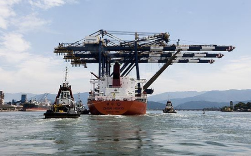 �����ۿڹ��˿�Ѻ���й���10�����䴬