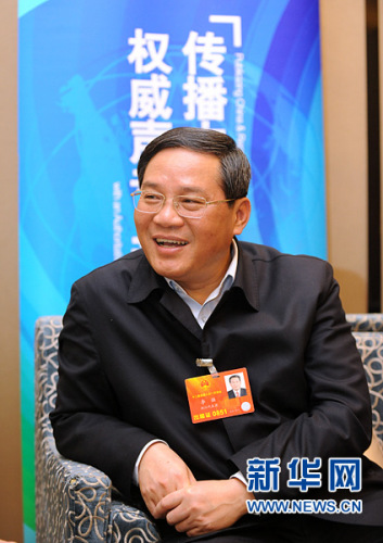 3月2日,全国人大代表,浙江省省长李强接受新华网"2013全国两会访谈"
