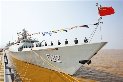 中国582舰正式入列 将成海军基地防御主战装备