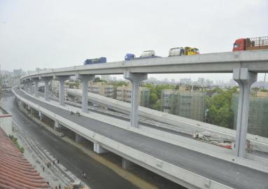 4��9�գ��ɶ�����·���������ţ�����·��ײ����ȫ�߰�װ��ϡ�