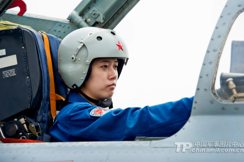 ��ž����ɱ���ս����ը��Ů����Ա