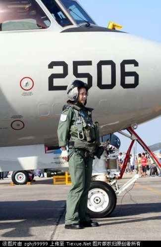 ̨��վ�E-2TԤ����Ů������Ա