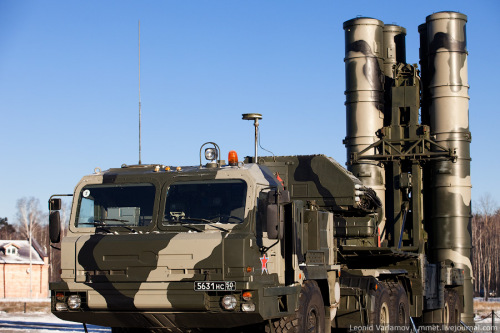 ���뾺��Ķ���˹S-400Զ�̷��յ���ϵͳ