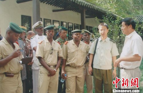 ͼΪ���޾��ٲιۡ����ӱ������������������ɽ ��ѧ����