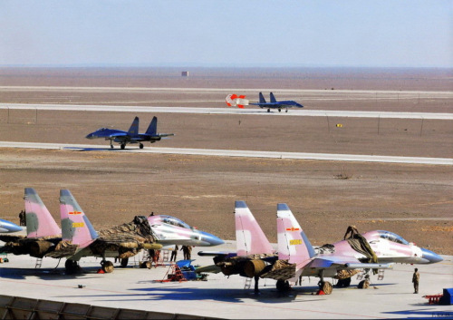 ��ղ��ӷ�ɫͿװ��-30MKK�����ս�������������������11ս���Կ�ѵ�����ع⡣