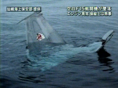 ʵ��������˵���ձ����ǲ���Ӵ�ѵ����ǿ�ȣ����¹�Ƶ���ĺ��ȴ���Գ��ܡ�