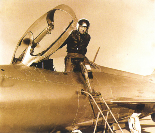 �й���-7����-8Ӣ���Է�Ա������